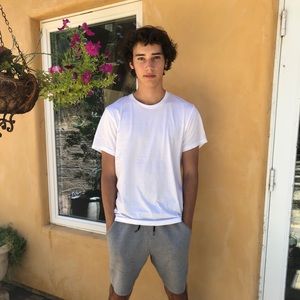 Meet your Posher, Alex